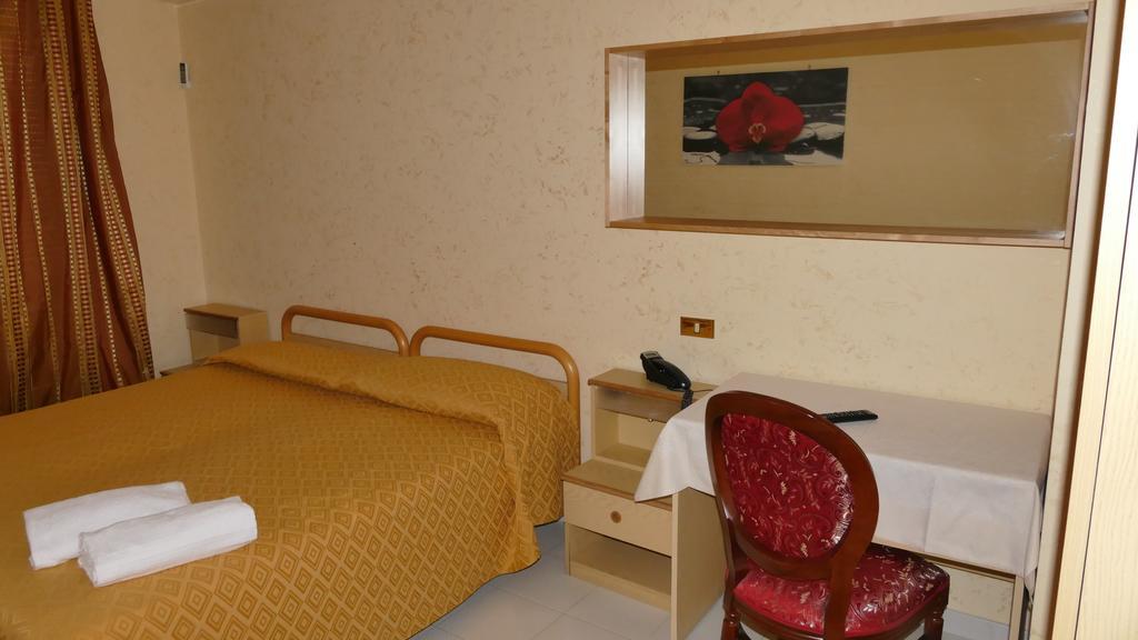Hotel L'Ulivo Mirabella Eclano Экстерьер фото