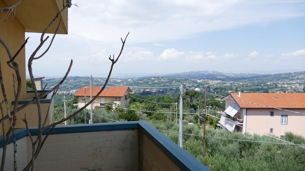 Hotel L'Ulivo Mirabella Eclano Экстерьер фото