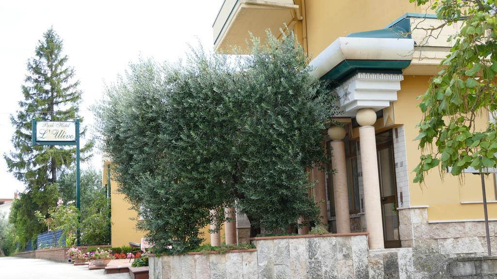 Hotel L'Ulivo Mirabella Eclano Экстерьер фото