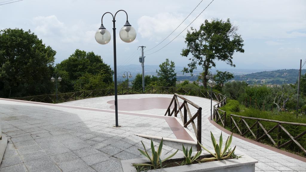 Hotel L'Ulivo Mirabella Eclano Экстерьер фото