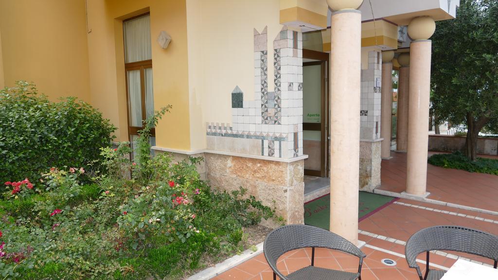 Hotel L'Ulivo Mirabella Eclano Экстерьер фото