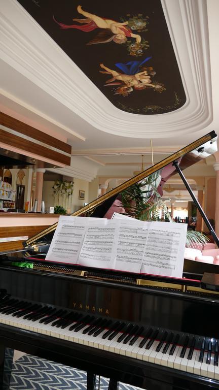 Hotel L'Ulivo Mirabella Eclano Экстерьер фото