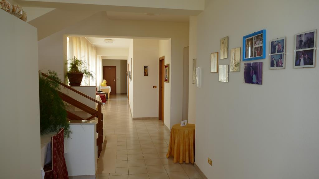 Hotel L'Ulivo Mirabella Eclano Экстерьер фото