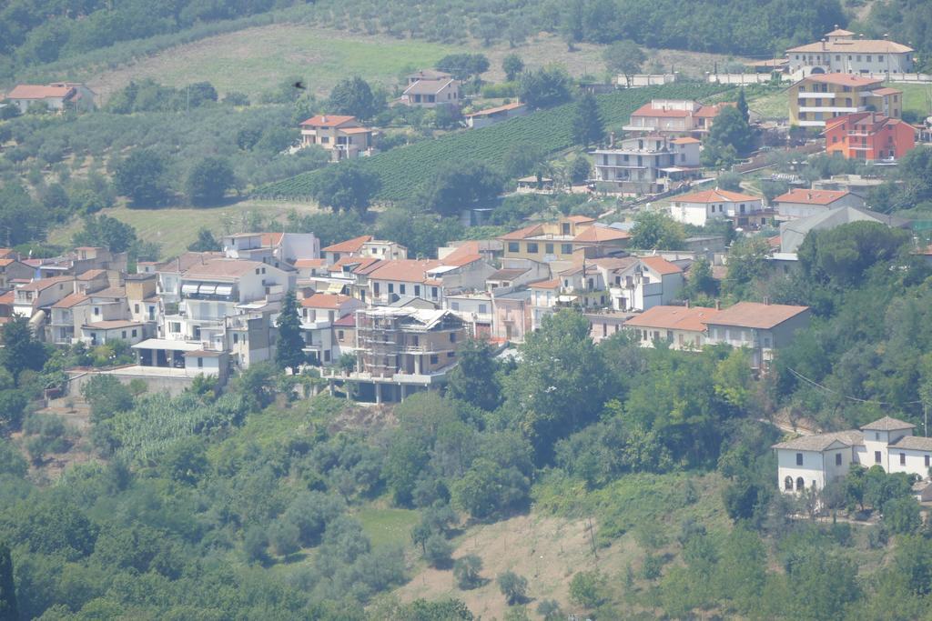 Hotel L'Ulivo Mirabella Eclano Экстерьер фото